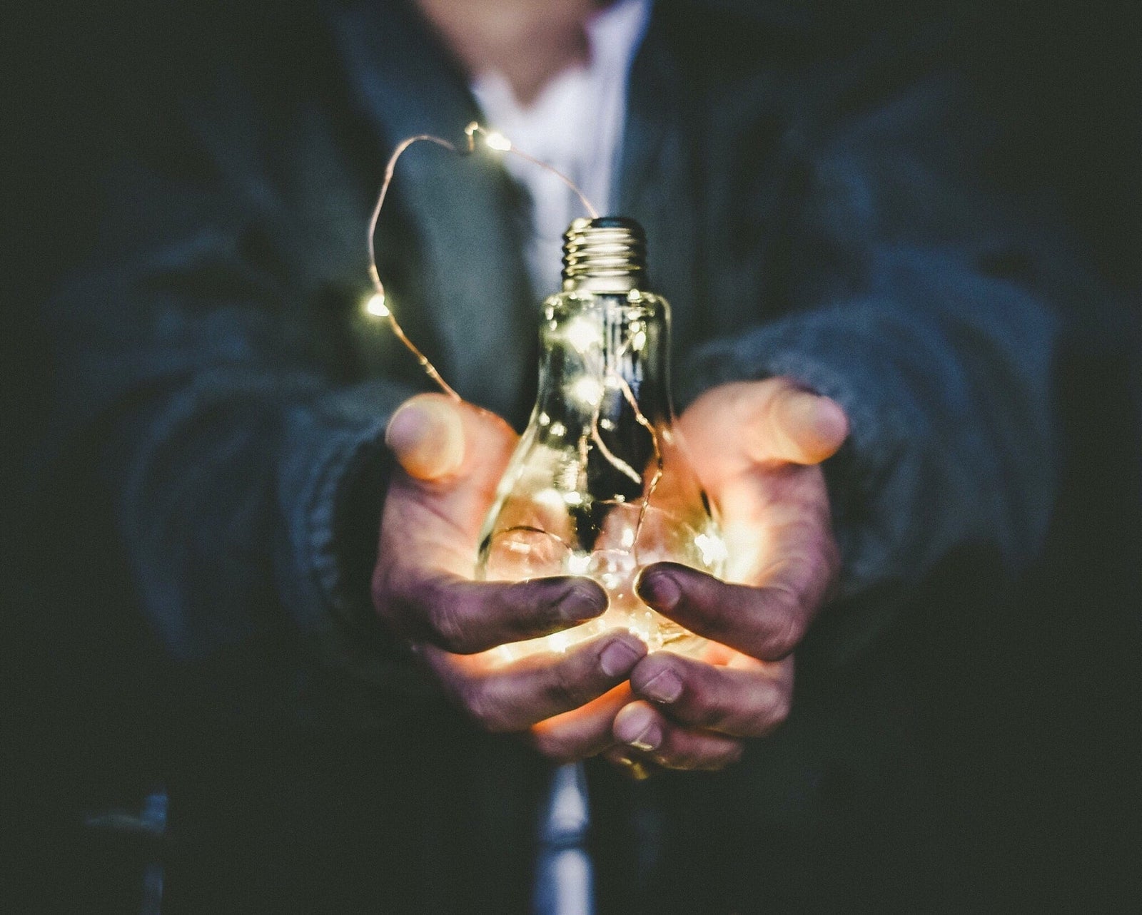 4 Easy Ways to Decorate Your Home with Lighting - Dulora