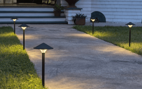 LED vs Halogen – Which Is Better for Landscape Lighting? - Dulora
