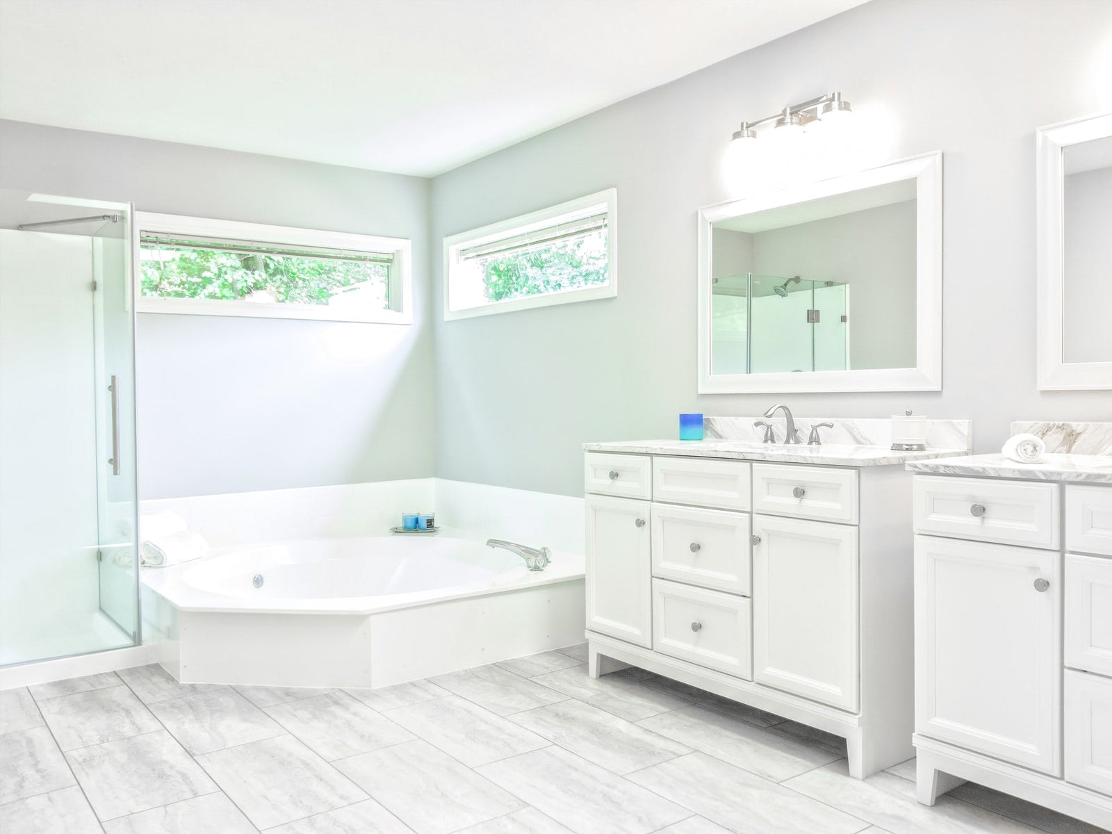 Top 5 Advantages of LED Bathroom Lights - Dulora