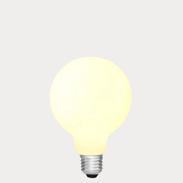 8W 12-24 Volt AC/DC G95 LED Globe Opal E27 in Warm White